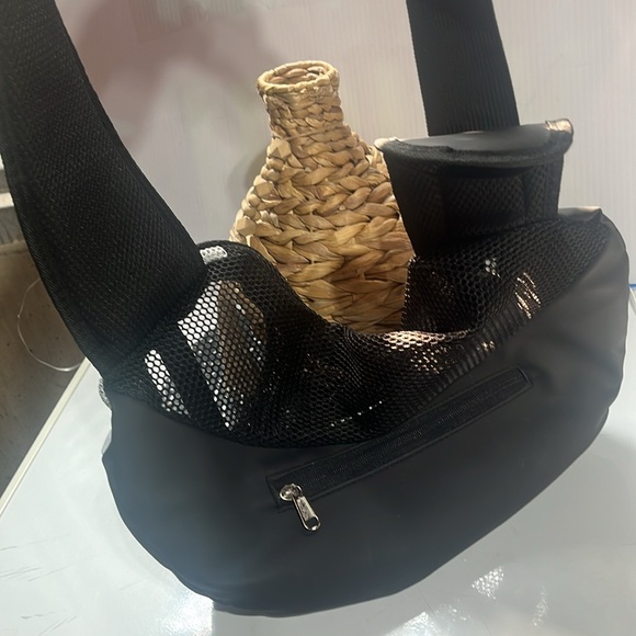 Yudodo Pet Carrier-New with Tags, Size small in black and grey - Picture 5 of 5